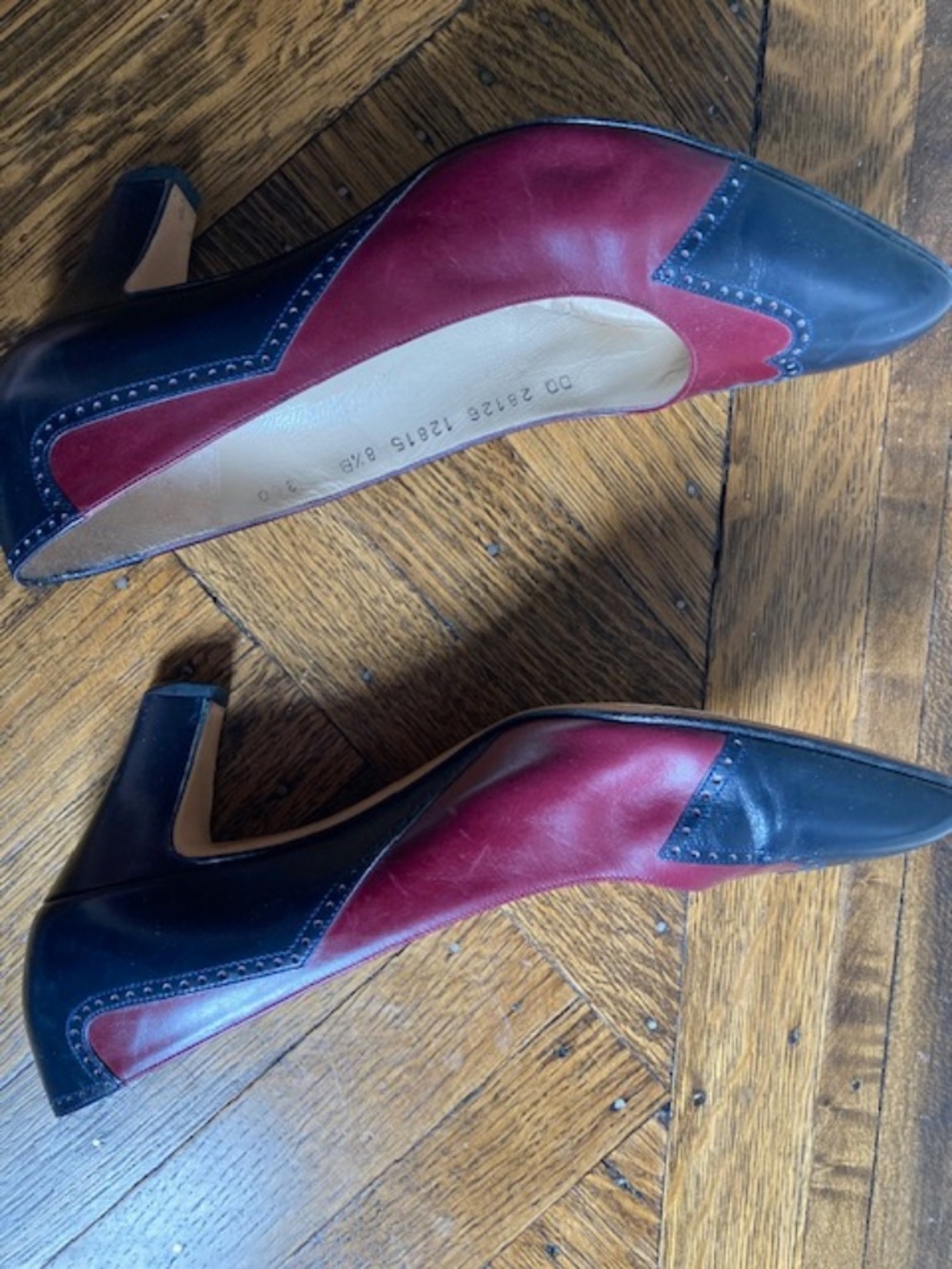 Salvatore Ferragamo Women's Shoes (8.5 B) - Picture 3 of 6